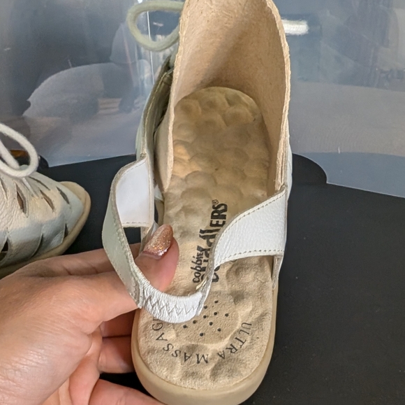 Cobbie Cuddlers 8W vintage ultra comfort white leather lace up gladiator sandals - Picture 6 of 10